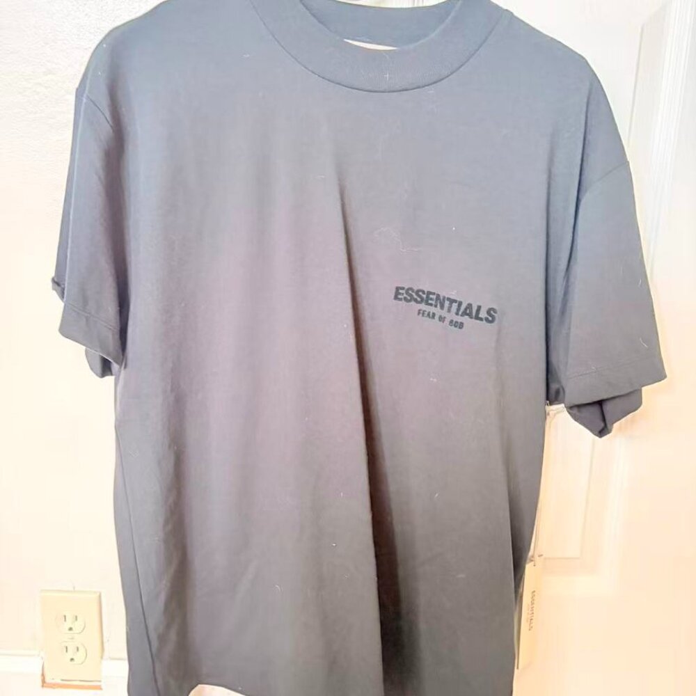 Essentials T shirt